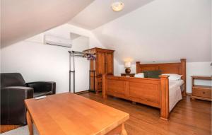 Amazing Home In Glavina Gornja 