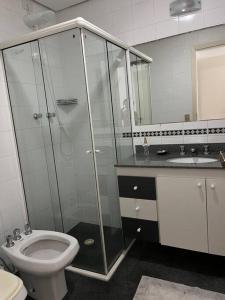 Apartamento com Vista Deslumbrante para o Mar com 4 suítes - Guarujá, SP