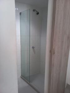 1C-AL3E APARTAMENTO DE 1 ALCOBA CERCA AL MAR CON AIRE ACONDICIONADO, PISCINA Y WIFi