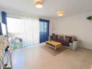 RenTenerife Tropical Banana El Medano