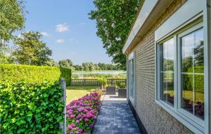 Lovely Home In Heinkenszand With Wifi