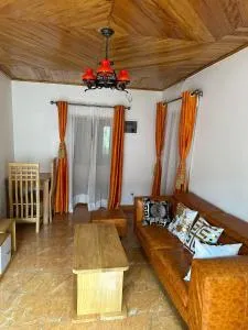 Luxury Terrace Guest House - Bonamakolo