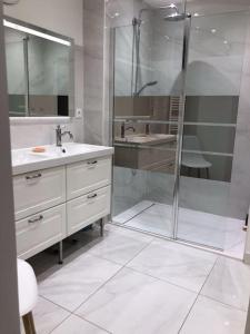 Cosy apartment centre Le Mans 5min train station