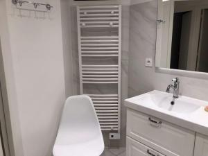 Cosy apartment centre Le Mans 5min train station