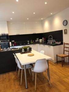 Cosy apartment centre Le Mans 5min train station