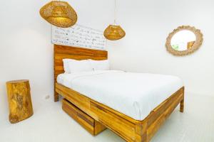Igloo Beach Lodge