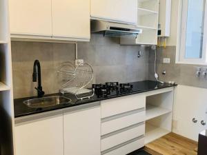 Mono ambiente nuevo y equipado