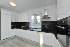 Family friendly house with a swimming pool Privlaka, Zadar - 23636