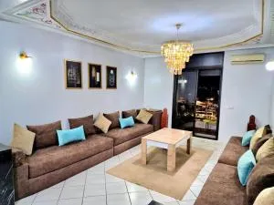 Appartement en Face de Cosmos - El Khobbane