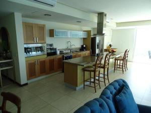 Peninsula Vallarta Luxury Condo tower 2 11A