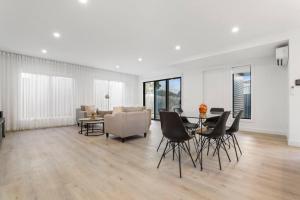 Entire House Stay in Springvale