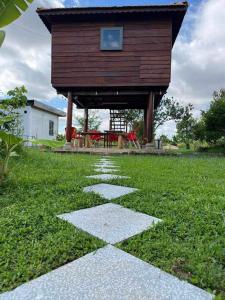 Huong Sen Garden lodge