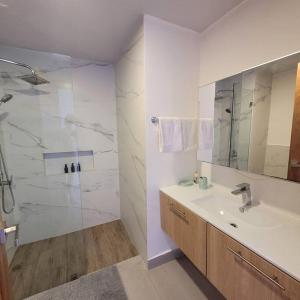 Vibe Residence Hotelstyle NO KITCHEN STUDIO close to beach