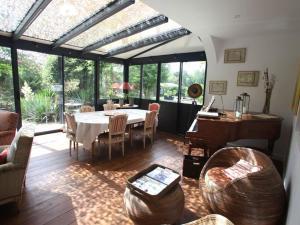 Maison spacieuse près du lac avec piscine privée, idéal pour 16 personnes - FR-1-50-145