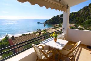 One-Bedroom Apartment - Comfort with Sea View (2 Adults + 2 Children)