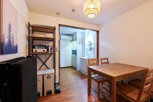 XS01 XROSS STAY Namba 1 難波