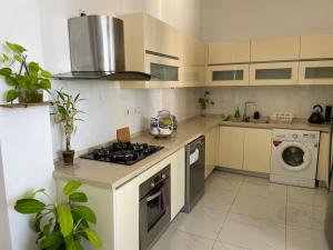 Next to an Indian Ocean