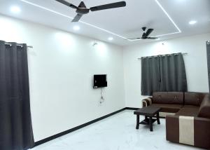 Om Villa - Entire Home Stay
