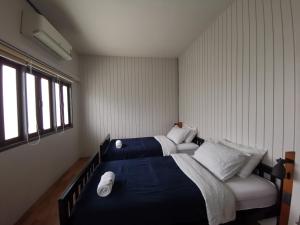 liaw base house