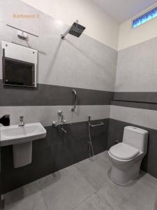 Oyster Lily, 2BHK in Ngl City Centre, Calm Area