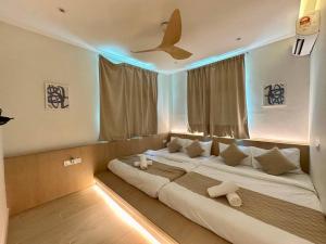 Swimming Pool Homestay