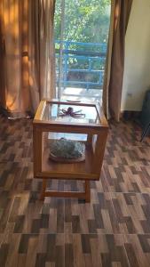 Vals Waterfront Ecoluxe Cottage