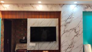 AK Royal Guest House Service Greater Noida West