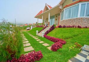 EMYs Misty Charm Private Villa Ooty by VOYE HOMES