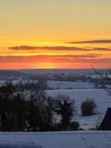 波埃斯嘉安露营酒店 - 阿夫尔和伊通韦尔讷伊