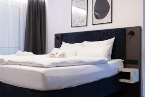 BRIGHT Schloß Holte-Stukenbrock - Neueröffnung - NEW OPENING - Eckardtsheim