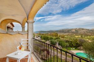 Moma Hotel Cannigione img11