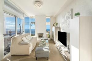 Villa Golden Horizon - Heated Private Pool & Panoramic Ocean & Teide Views