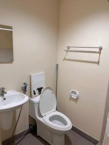 Cozy BOHO Studio Inside IT Park