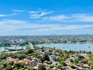 Brand New Waterview family residence 3 bedrooms - Ryde