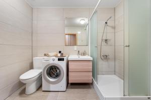 Cozy 55m2 Zverynas Retreat with Lodge