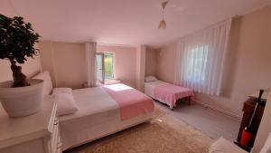 Close to IST Airport, Sea view& peaceful apartment