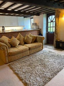 Strongate Cottage Rural Retreat - near Bridport & Jurassic Coastline