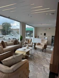 شقق الاكواخ السبعة للشقق المخدومة