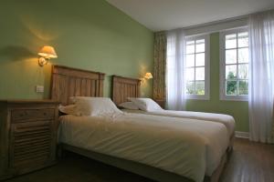 Double or Twin Room - Disability Access room in Auberge du Cabestan Hotel Restaurant Audierne