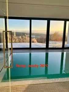villa relax with swimming pool and mountain view - 梅希莱尼采