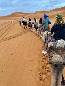 luna camp merzouga - Ubytování bez kategorie ve městě Merzouga