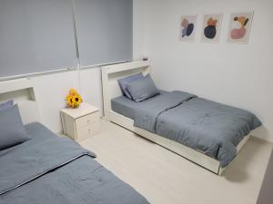 Newly renovated apartment center of Seoul #10