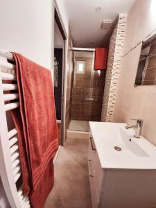 Maisons de vacances Les fontaines : photos des chambres