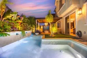 # Marbella Lane - Stylish Dream Home in RMV with Pool - 米申维耶霍