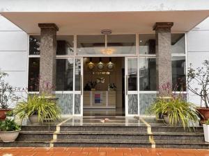 Thúy Tiên Hotel LC - by BAY LUXURY