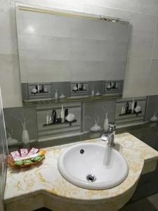 Thúy Tiên Hotel LC - by BAY LUXURY