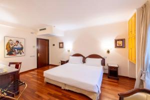 Junior Suite room in Majestic Toscanelli (centro storico)