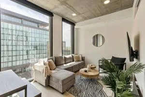 Rooftop Hot Tub And Pool King Bed DT SLC Parking - McIntyre Building Condominium