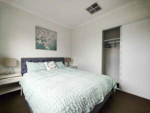 Beautiful 4 Bedrooms Houses