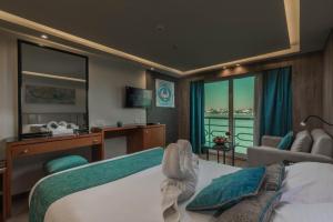 Five Stars Nile Cruise from Luxor to Aswan 4 nights